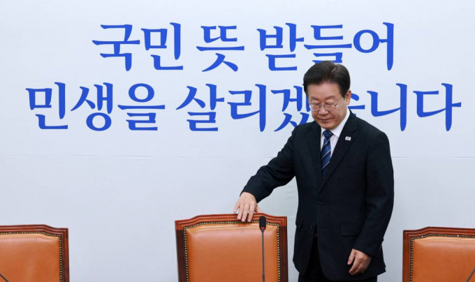 더불어민주당이 22대 국회에서 주도권을 쥐려하고 있다. 사진은 지난 15일 오전 서울 여의도 국회에서 열린 최고위원회의에 참석하고 있는 이재명 대표. /사진= 뉴시스 