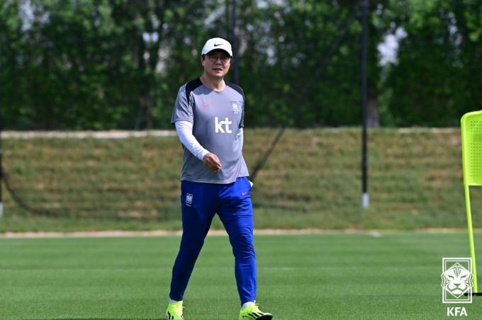 황선홍 감독. (대한축구협회 제공) 2024.4.13/뉴스1