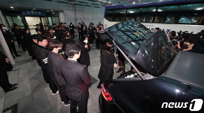 [사진] 故 박보람을 향한 애도 물결