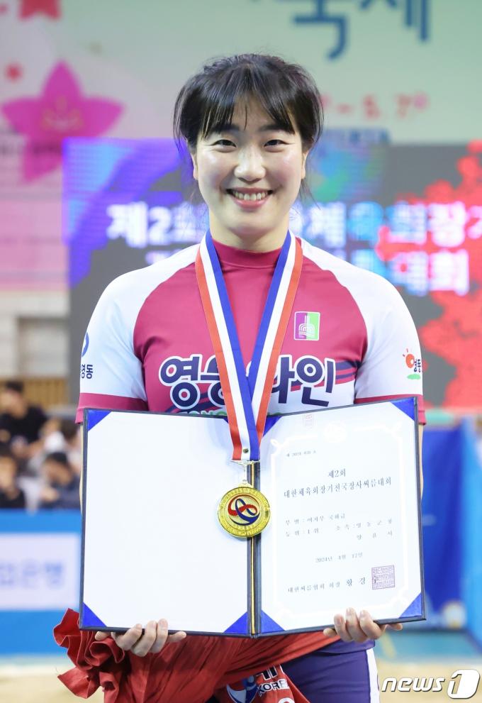 [사진] 국화급 1위 차지한 양윤서