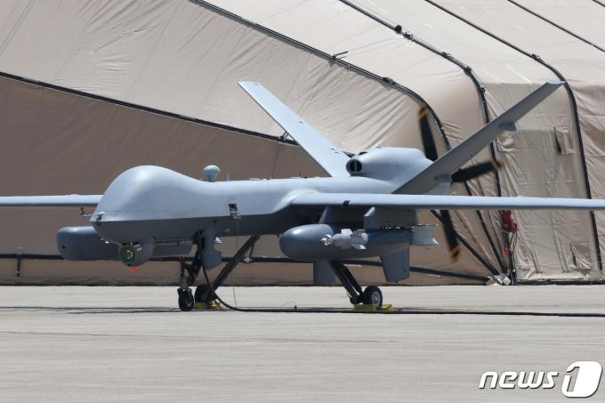 [사진] 이륙 준비하는 MQ-9 무인 공격기