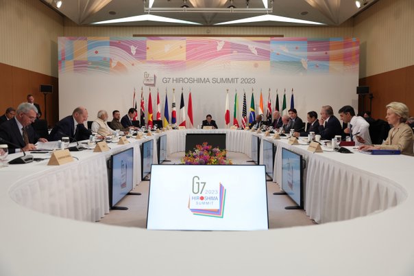 韓, G7정상회의 초청 불발… 민주 "참담할 지경"