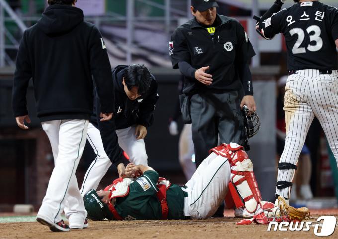 [사진] 쓰러진 이지영