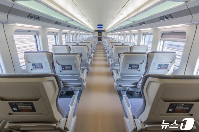 [사진] 'KTX-청룡' 내부 모습은?