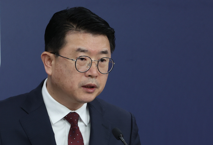 대통령실이 23일 브리핑에서 의료계가 대통령 직속 '의료개혁특별위원회', '5+4 의정협의체'에 참여하지 않는 것에 대해 안타까움을 표했다. 사진은 장 수석이 23일 서울 용산 대통령실 청사에서 현안 브리핑을 하는 모습. /사진=뉴시스