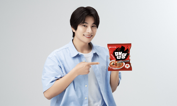 삼양라운드스퀘어가 배우 이이경을 매운 국물 라면 브랜드 '맵탱'의 광고 전속 모델로 선정했다. /사진=삼양라운드스퀘어