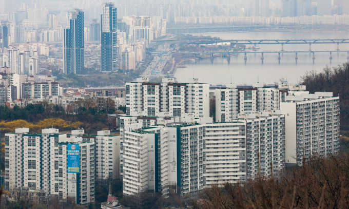 지난해 국내·외 부동산 사모펀드 수는 전년 대비 46% 하락하며 고금리 여파로 상승한 조달금리의 직격탄을 맞았다. 2010년 이후 국내·외에서 가장 많은 사모펀드 투자가 이뤄진 유형은 오피스다./사진=뉴스1