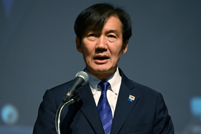 조국 조국혁신당 대표의 범야권 연석회의 제안을 더불어민주당과 개혁신당이 사실상 거절했다. 사진은 조 대표가 지난 23일 광주 서구 김대중컨벤션센터 다목적홀에서 열린 조국혁신당 22대 국회의원선거 광주전남 승리 보고대회에 참여해 연설하는 모습. /사진=뉴시스