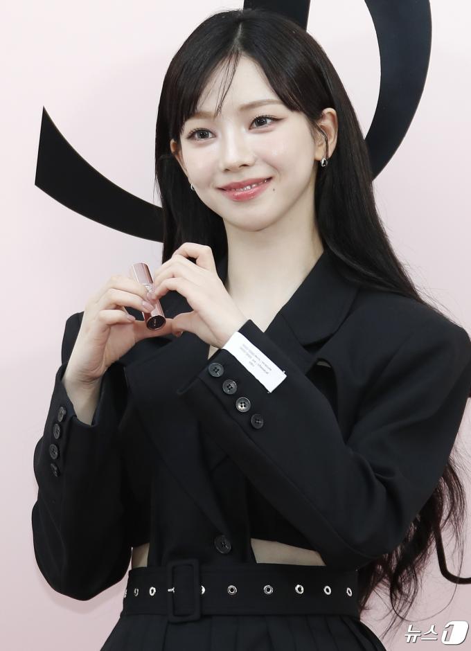 [사진] 카리나, 꽃미소 활짝