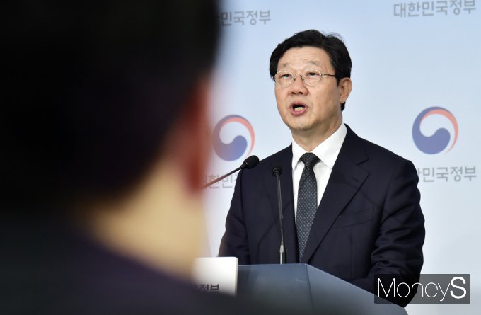 [머니S포토] '의협·대전협' 특위 동참 호소하는 노연홍 위원장