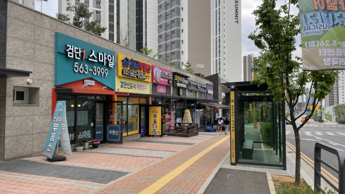 부동산 호황기에 절세 등을 목적으로 투자 인기를 누리던 상가가 고금리에 휘청이고 있다. 사진은 기사 내용과 관련 없음/사진=김노향 기자