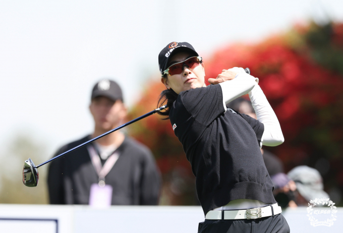 KLPGA 챔피언십 정상에 오른 이정민의 경기 모습. /사진= KLPGA