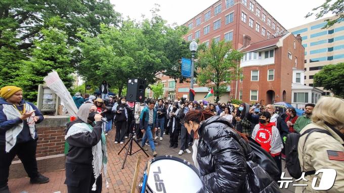 [사진] 친팔레스타인 시위대, 팔레스타인에 대한 자유 요구 시위