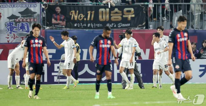[사진] FC서울, 수원FC 상대로 연패 탈출