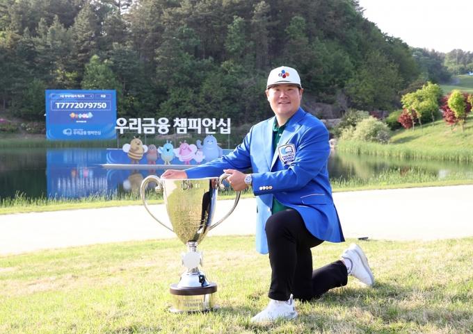 한국프로골프(KPGA) 코리안 투어 우리금융 챔피언십에서 우승을 차지한 임성재. (KPGA 제공)
