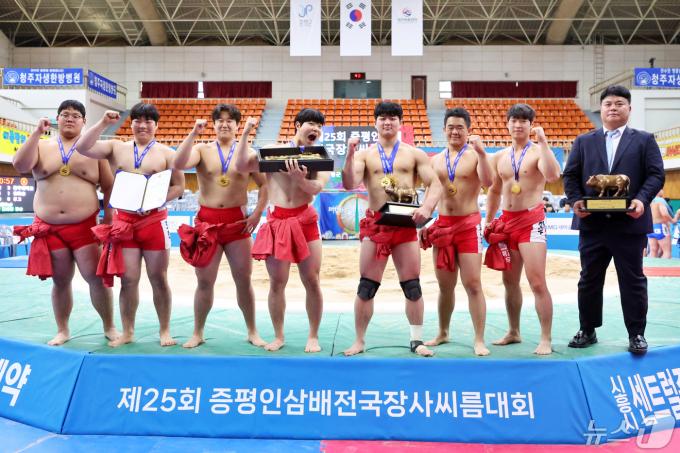 [사진] '우리가 대학생 장사들'