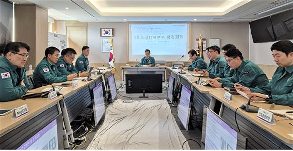 에스알은 수도권광역급행철도(GTX)-A 노선 이례사항을 대비하기 위해 출범했던 에스알 비상대책본부 운영을 지난달 30일 마감하며 성공적 개통과 초기 안정화 지원을 마쳤다./사진제공=에스알(SR)