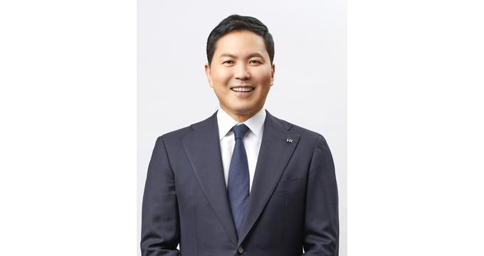 콜마홀딩스가 윤상현 부회장을 대표이사로 선임했다. /사진=콜마홀딩스