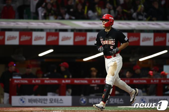 홈런 공동 선두에 오른 KIA 타이거즈 김도영. /뉴스1 DB ⓒ News1 이광호 기자