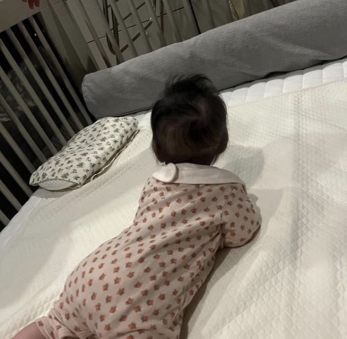 배우 이민정이 둘째 딸에 대한 애정을 드러냈다. /사진=인스타그램 캡처