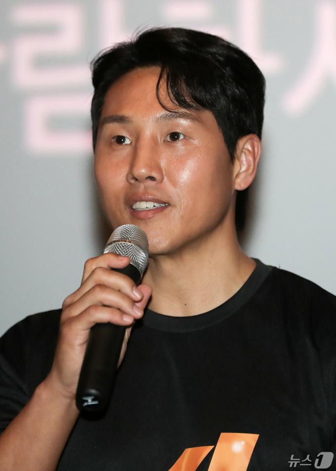 [사진] '범죄도시4' 무대인사 배우 김지훈 