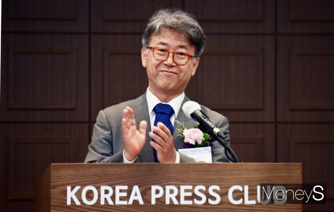 [머니S포토] 머니S 김형기 대표 