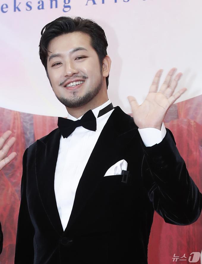 [사진] 이말년, 유쾌한 외출