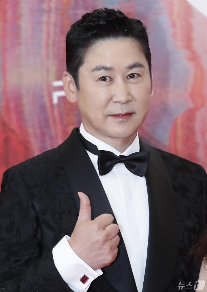 [사진] 신동엽, 백상예술대상 입담꾼 MC