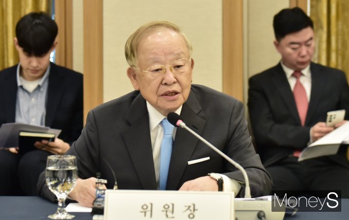 ▲ 개회사 전하는 손경식 경총회장