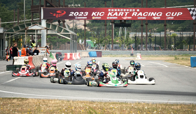  지난해 영암국제카트경기장에서 열린 KIC KART RACING대회 모습/전남개발공사