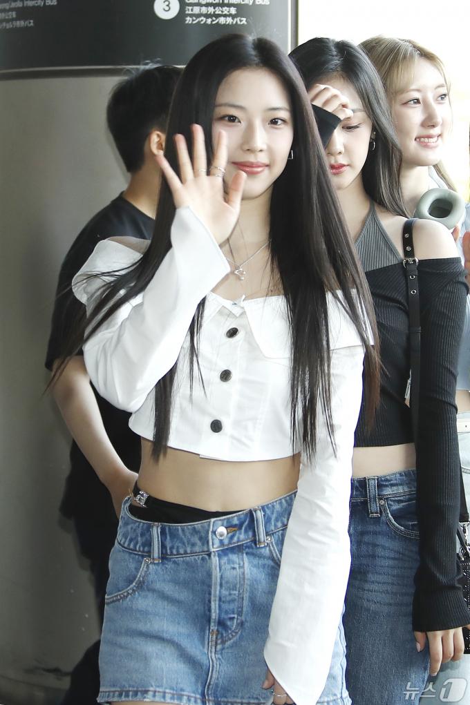 [사진] 베이비몬스터 루카, 사랑스러운 인사