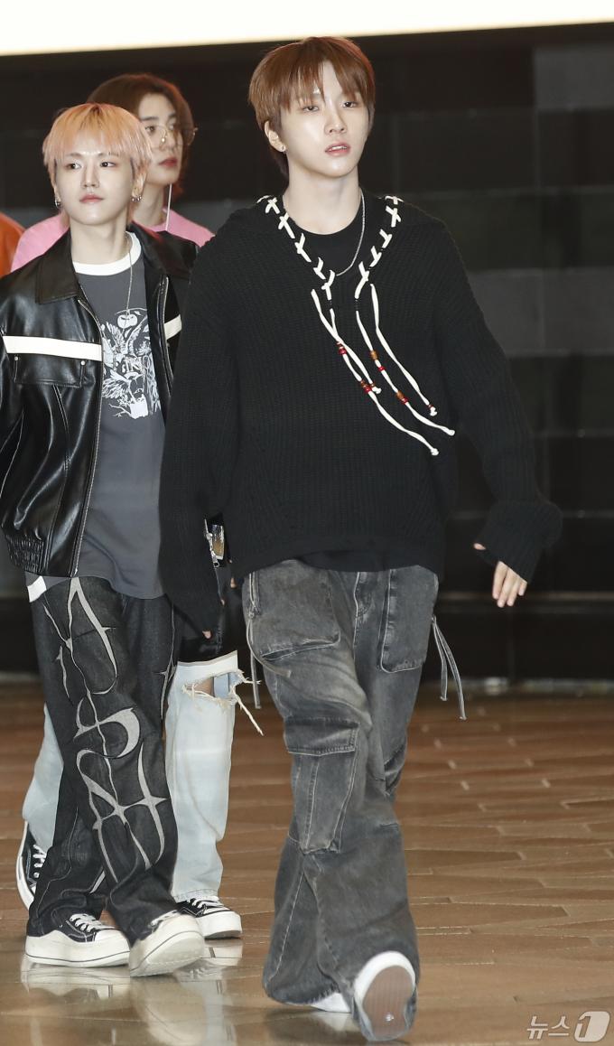[사진] 운학, 시크한 출국길
