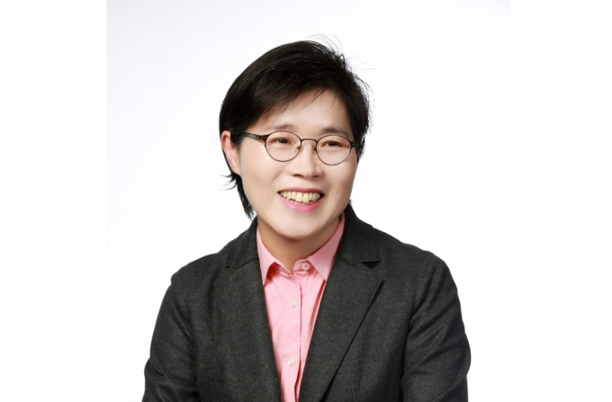LG생활건강이 더후의 약진으로 실적 개선에 성공했다. 올해 1분기 연결기준 매출과 영업이익은 각각 전년 동기 대비 2.7%, 3.5% 상승했다. 업계에서는 이정애 사장의 특기인 럭셔리 브랜딩이 통한 것이라 보고 있다.  /사진=LG생활건강