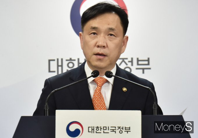 강도현 과학기술정보통신부 제2차관이 10일 라인야후 사태 관련 과기정통부의 입장을 밝히고 있다. /사진=임한별 기자