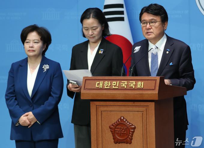 [사진] 조국혁신당, 일본 라인야후 사태 관련 기자회견