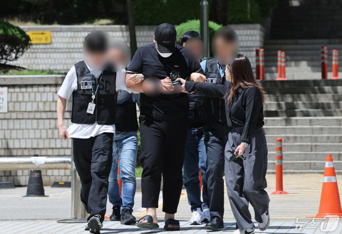 [사진] '열도의 소녀들' 광고…일본인 원정 성매매 알선 업주 구속 심사