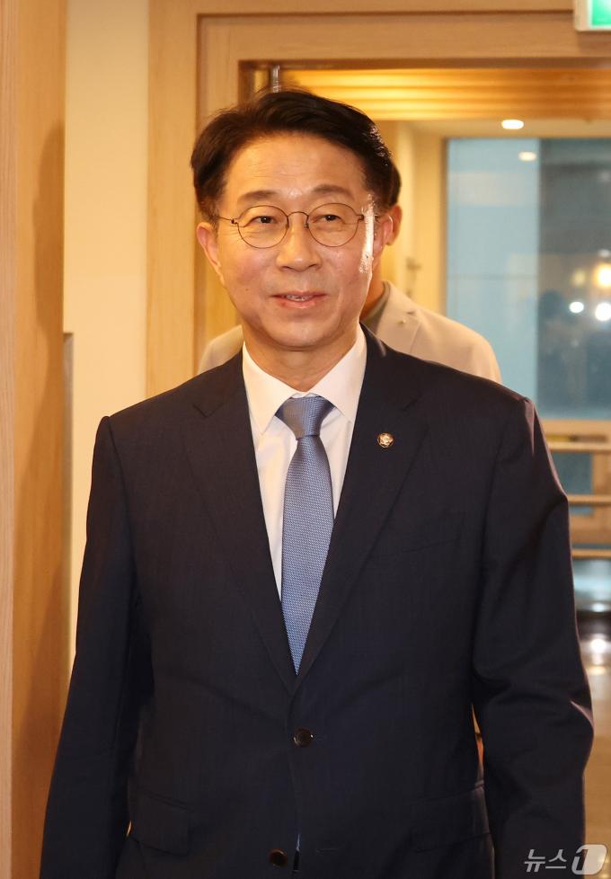 [사진] 추미애 후보 만나는 조정식