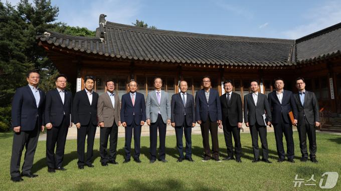 [사진] 고위 당정대, 총선 후 첫 비공개 회동