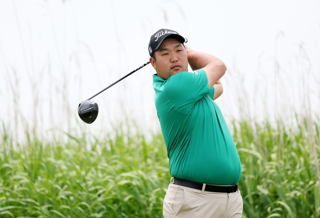 김찬우가 KPGA 클래식 정상에 올랐다. /사진= KPGA