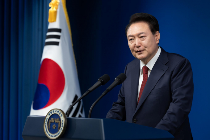 윤석열 대통령이 13일 저출생수석비선관 설치를 지시했다. 사진은 윤 대통령이 지난 9일 서울 용산 대통령실 청사 브리핑룸에서 취임 2주년 기자회견을 하는 모습. /사진=뉴시스(대통령실 제공) 