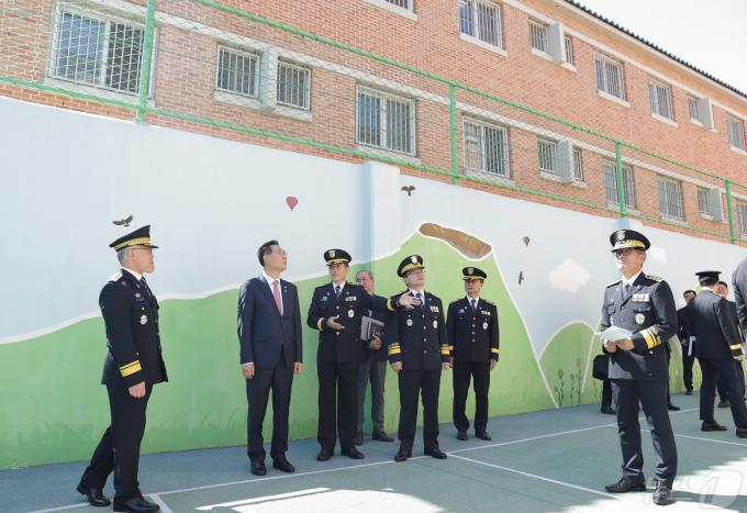 [사진] 교정시설 찾은 박성재 법무부 장관