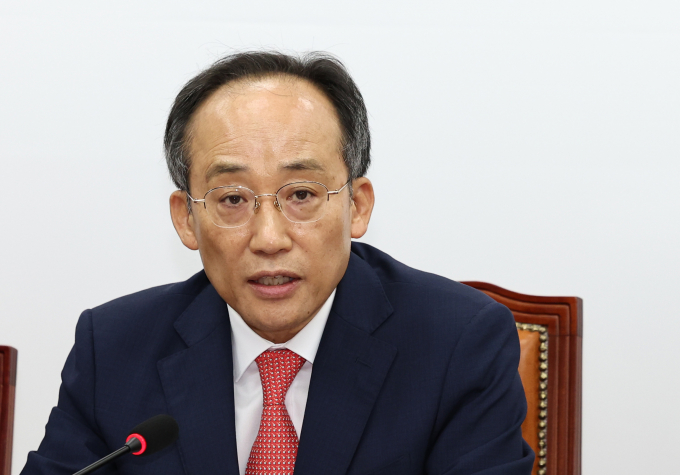 추경호 국민의힘 원내대표가 더불어민주당의 대통령 재의요구권(거부권) 행사 제한 등의 개헌 주장을 받아들일 수 없다고 강조했다. 사진은 추 원내대표가 16일 서울 여의도 국회에서 열린 비대위 회의에서 발언하는 모습. /사진=뉴스1