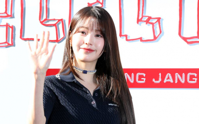 걸그룹 '아이브' 멤버 장원영의 긍정적 화법이 2030세대에서 인기를 얻고 있다. 사진은 지난 13일 오후 서울 강남구 미우미우 청담에서 열린 앰배서더 장원영 셀렉트 이벤트에서 포즈를 취하고 있는 장원영. /사진= 뉴시스 