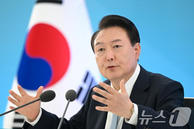 윤석열 대통령이 17일 정부세종청사에서 열린 2024 국가재정전략회의에서 발언하고 있다. (대통령실 제공) 2024.5.17/뉴스1 ⓒ News1 오대일 기자
