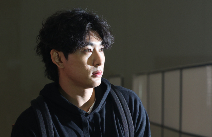 샌프란시스코 자이언츠 소속 야구선수 이정후가 어깨 수술을 받는다. 사진은 지난 2월1일 인천국제공항에서 취재진과 인터뷰하기 위해 이동하는 이정후. /사진=뉴스1