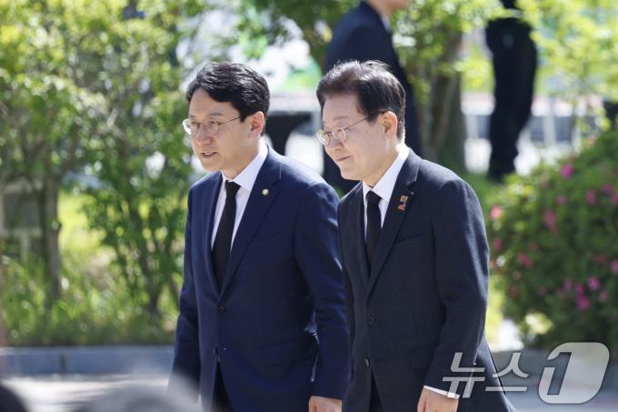 [사진] 이재명 민주당 대표, 5·18민주화운동 제44주년 기념식 참석