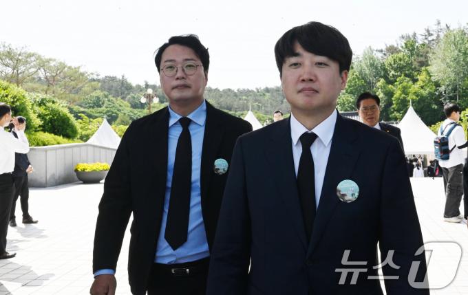 [사진] 광주 찾은 이준석·천하람
