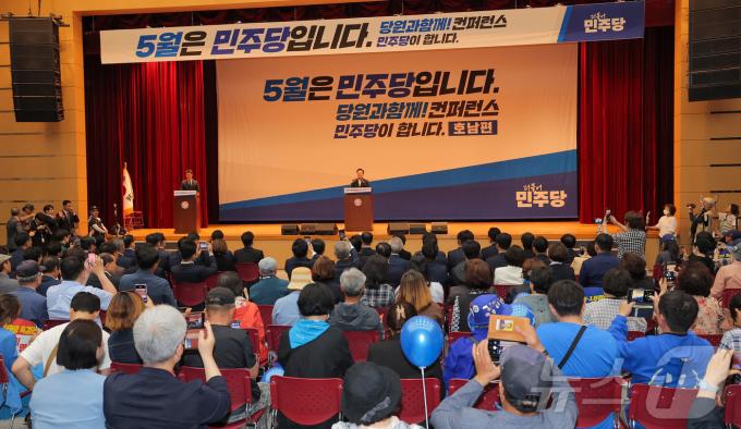 [사진] 발언하는 이재명 대표
