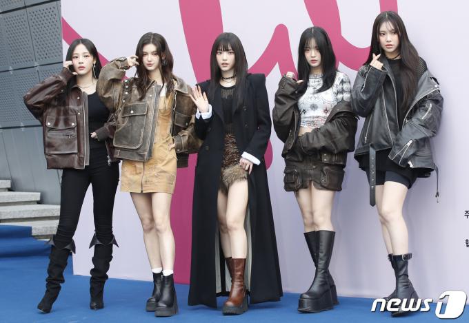 뉴진스의 민지(왼쪽부터)와 다니엘, 해린, 하니, 혜인 ⓒ News1 권현진 기자