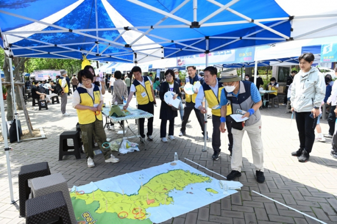 지난해 통일걷기 푸른길 이동통일관 개막식./사진=광주 남구청